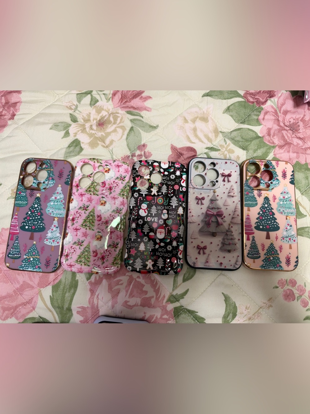 iPhone 16 pro Christmas cases (5)
